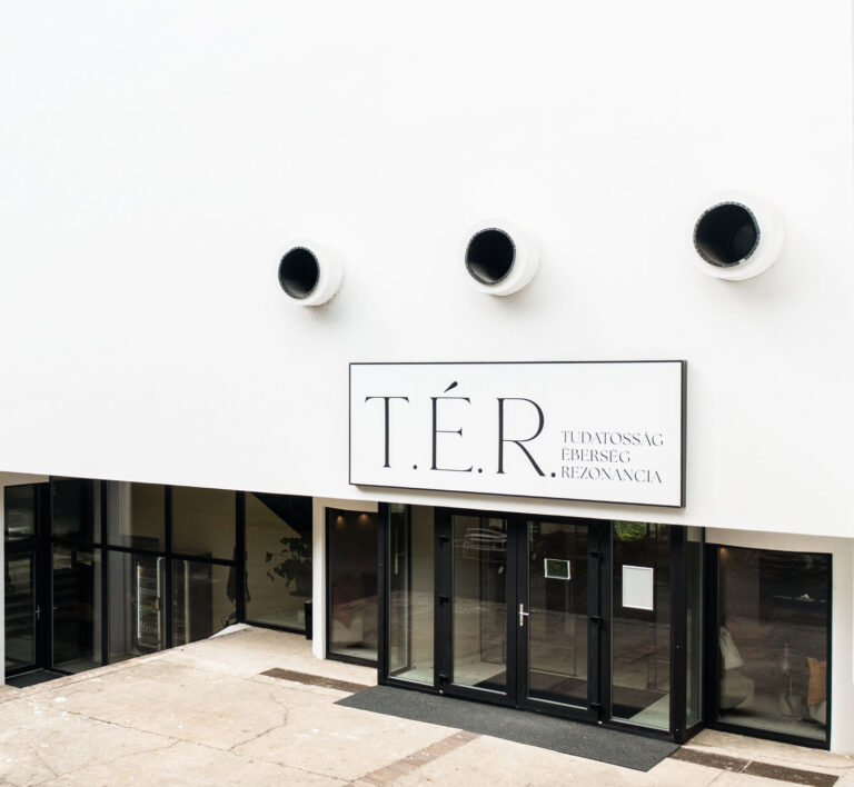 tér_2